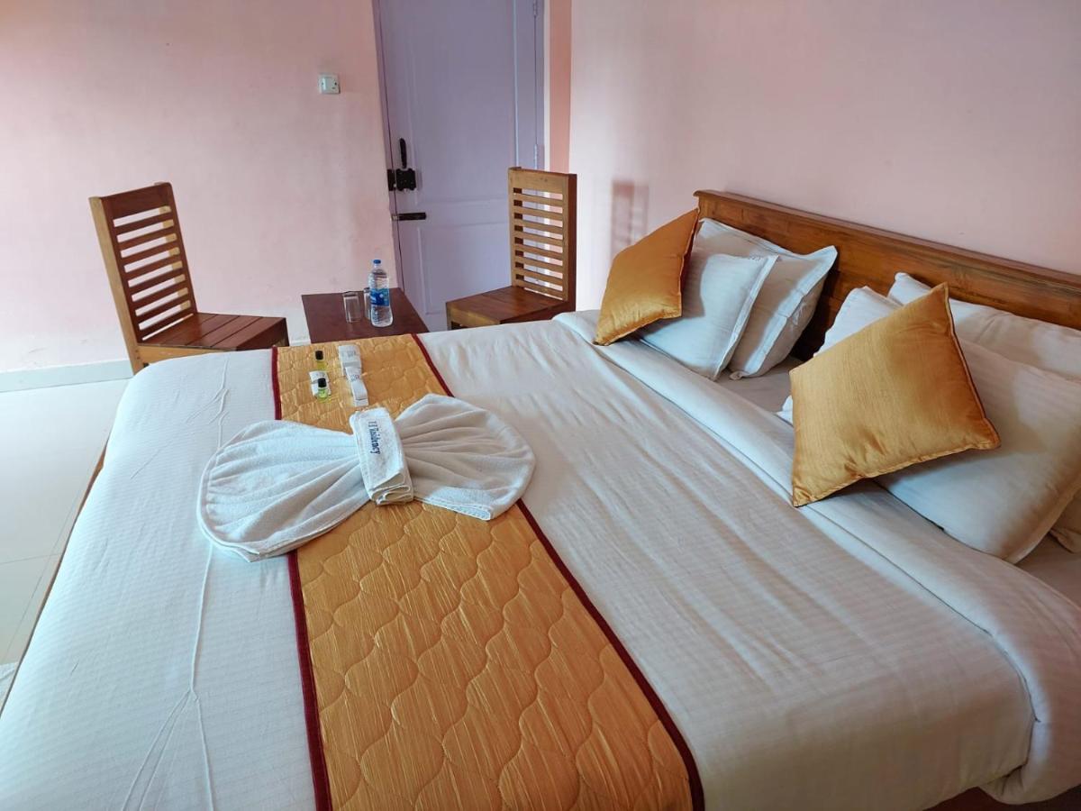 Memmsta Hotels 1510 - Ooty Esterno foto